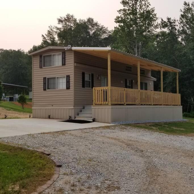 Tiny Home With Hammock Loft Bbq And Yard Phenix City Bagian luar foto