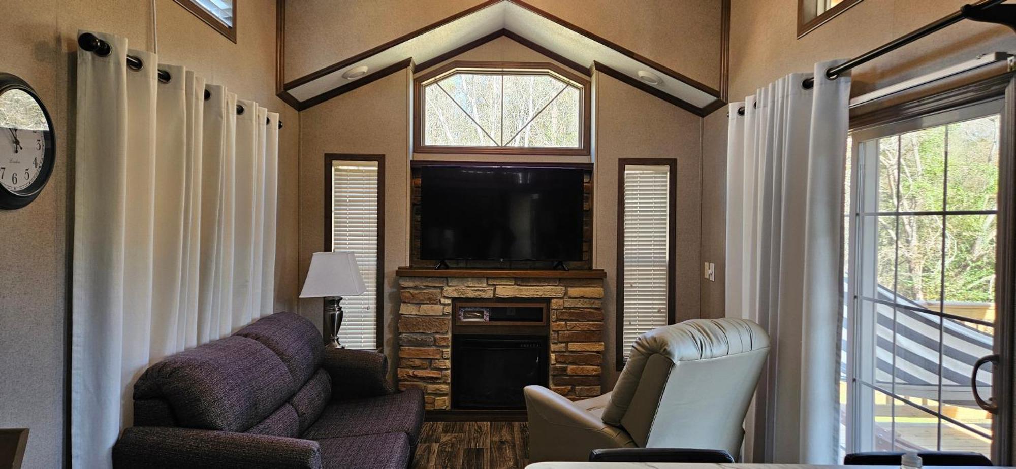 Tiny Home With Hammock Loft Bbq And Yard Phenix City Bagian luar foto